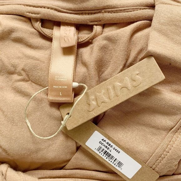 SKIMS Sleep Robe! - Picture 3 of 5